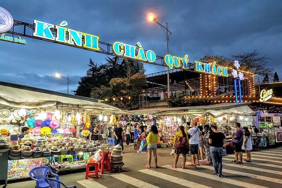 Chợ đêm Nha Trang là thiên đường ẩm thực. 